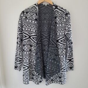 American Eagle Women's sz XS Tribal print Sweater Open Front Waterfall Cardigan